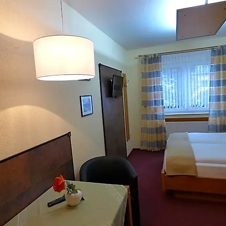 Nußknacker Hotel 2*