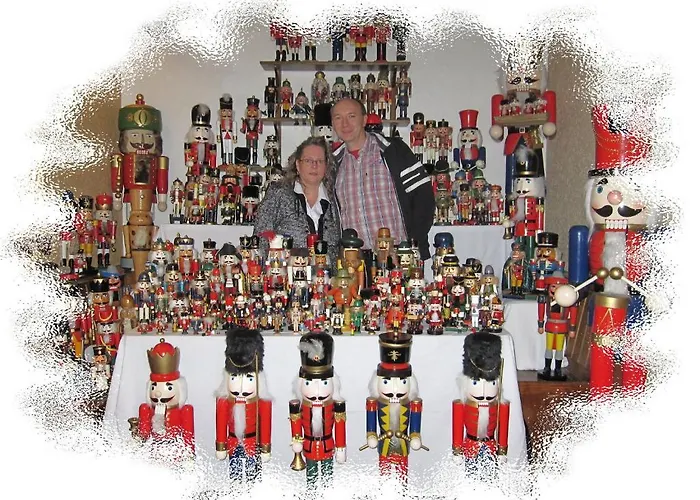 Nussknacker Hotel 2*